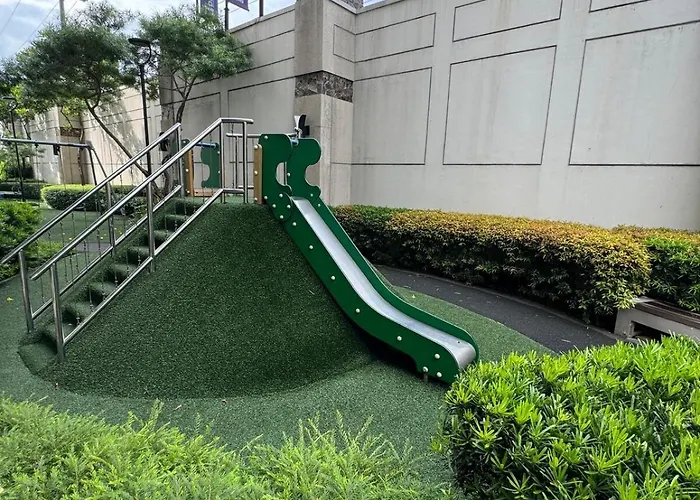 At Fairway Terraces Near Naia T3 Apartment