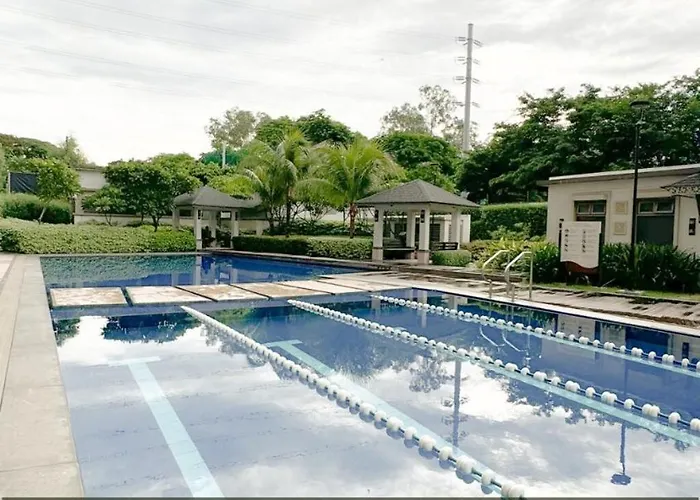 At Fairway Terraces Near Naia T3 *