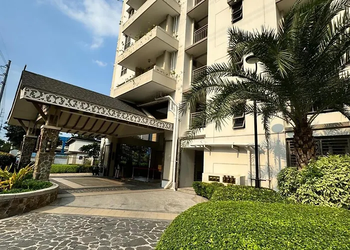 At Fairway Terraces Near Naia T3 * Manila