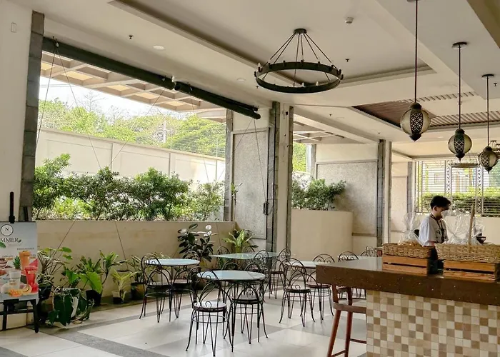 At Fairway Terraces Near Naia T3 Apartment *