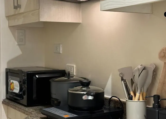 Apartment At Fairway Terraces Near Naia T3 Manila